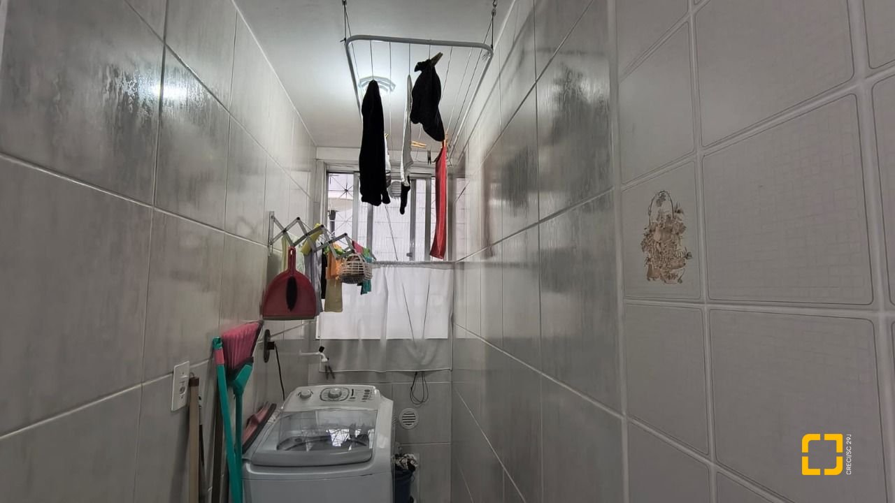 Apartamento com 65m², 3 quartos, 1 garagem, no bairro Kobrasol em São José