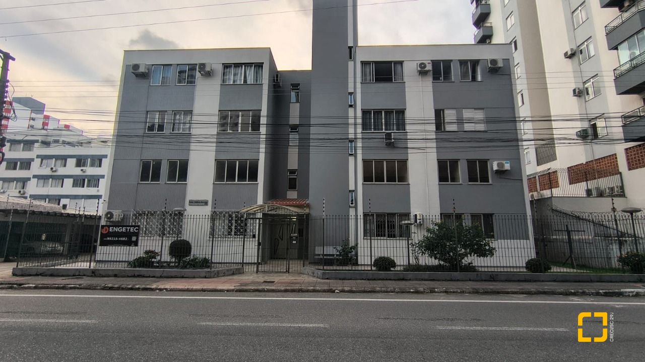 Apartamento com 65m², 3 quartos, 1 garagem, no bairro Kobrasol em São José