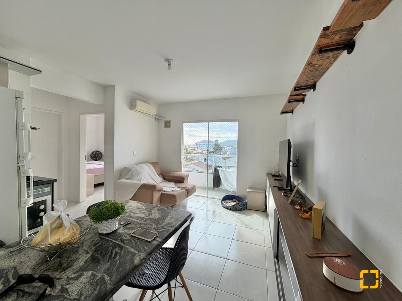 Apartamento com 63m², 2 quartos, 1 garagem, no bairro Forquilhas em São José