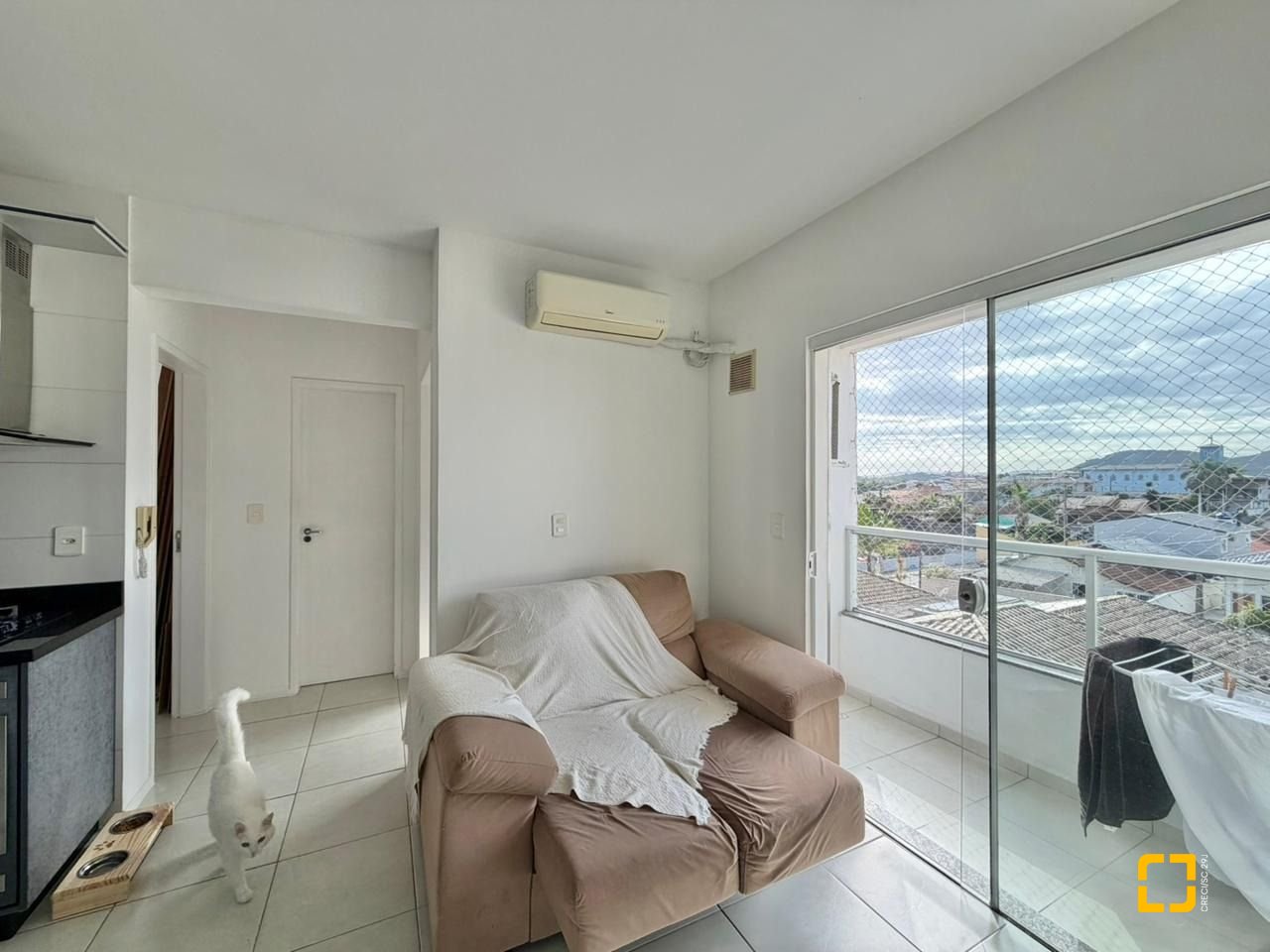 Apartamento com 63m², 2 quartos, 1 garagem, no bairro Forquilhas em São José