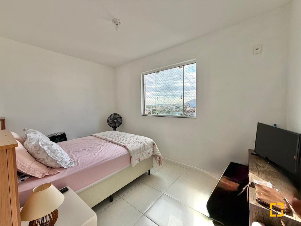 Apartamento com 63m², 2 quartos, 1 garagem, no bairro Forquilhas em São José