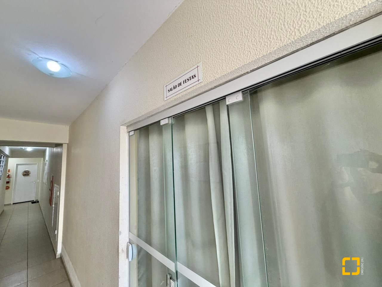 Apartamento com 63m², 2 quartos, 1 garagem, no bairro Forquilhas em São José