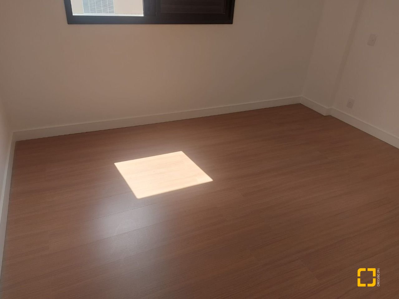 Apartamento com 61m², 2 quartos, 1 garagem, no bairro Itacorubi em Florianópolis