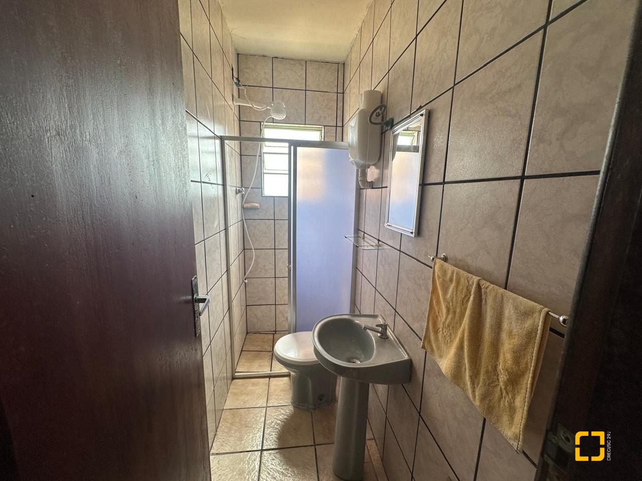 Casa com 175m², 6 quartos, 2 garagens, no bairro Beiramar em Florianópolis