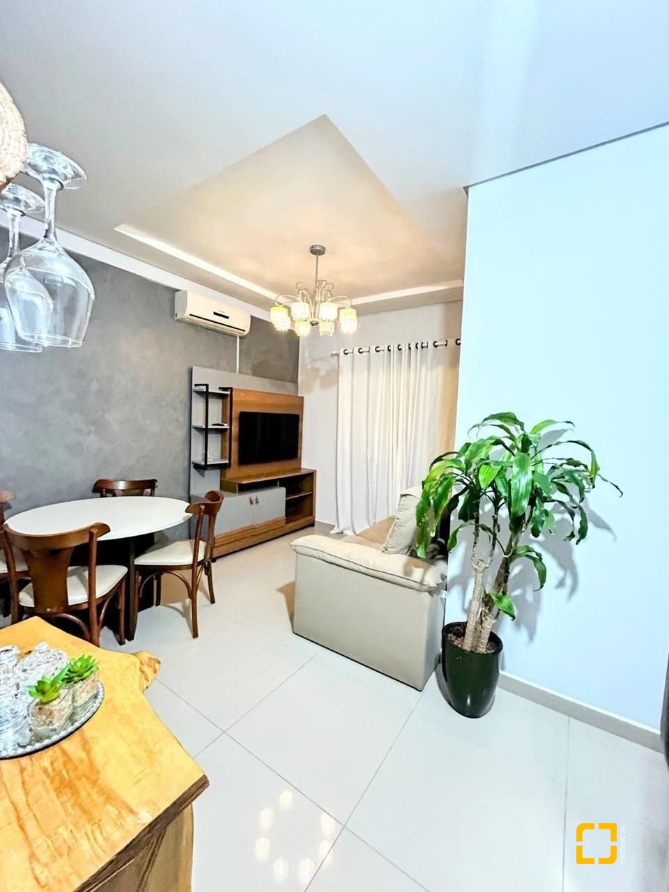 Apartamento com 72m², 4 quartos (sendo 1 suíte), 1 garagem, no bairro Ingleses em Florianópolis