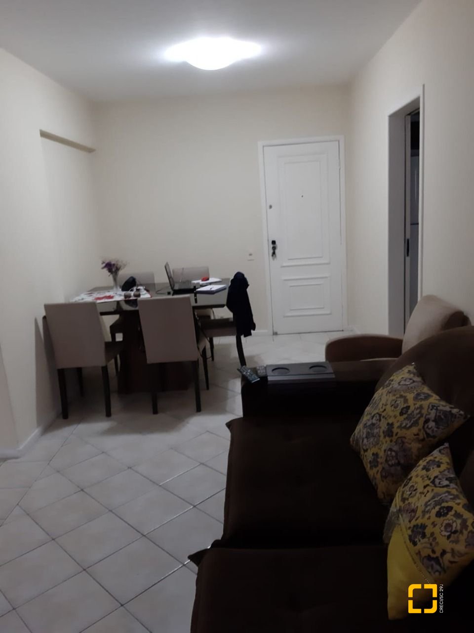 Apartamento com 70m², 2 quartos (sendo 1 suíte), 1 garagem, no bairro Itacorubi em Florianópolis