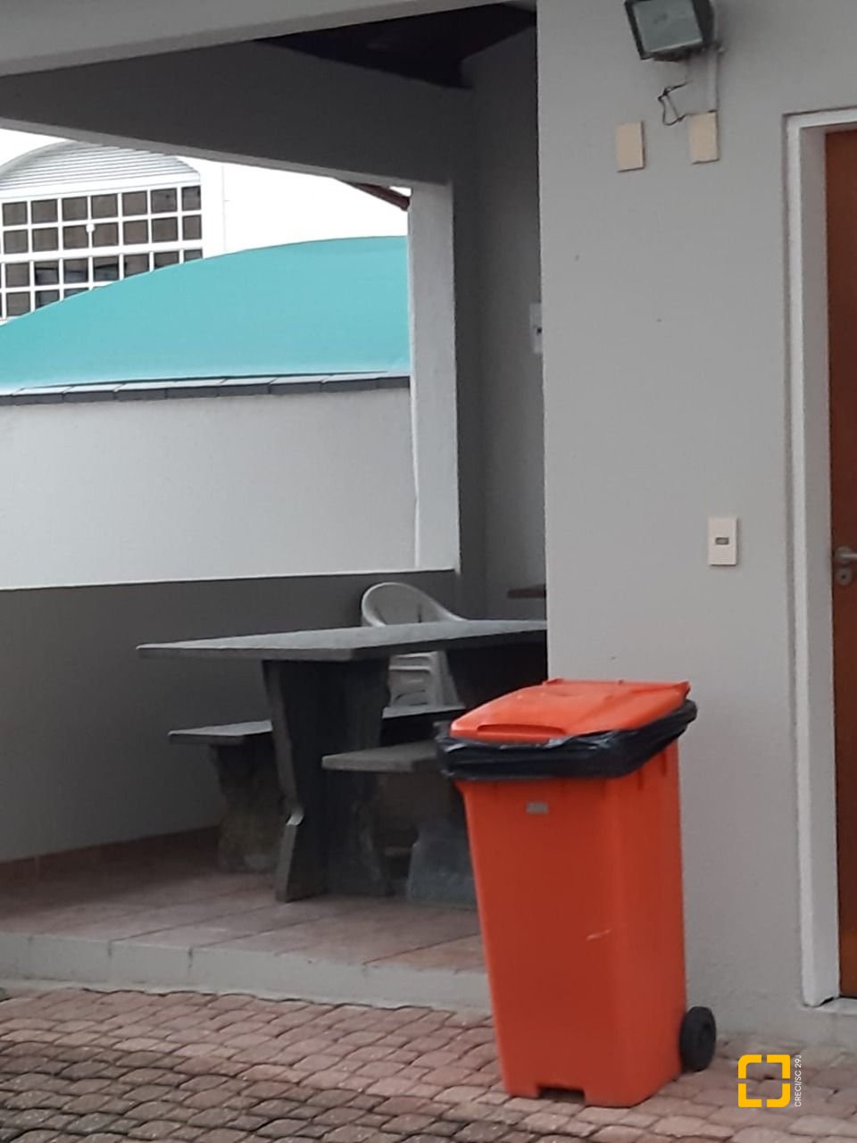 Apartamento com 70m², 2 quartos (sendo 1 suíte), 1 garagem, no bairro Itacorubi em Florianópolis