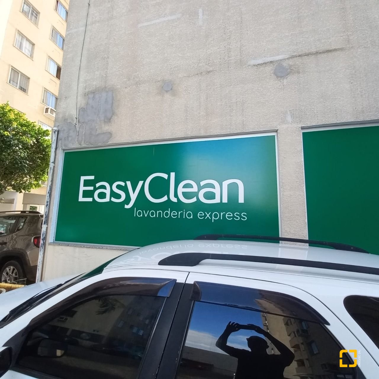 Apartamento com 55m², 2 quartos, 1 garagem, no bairro Areias em São José