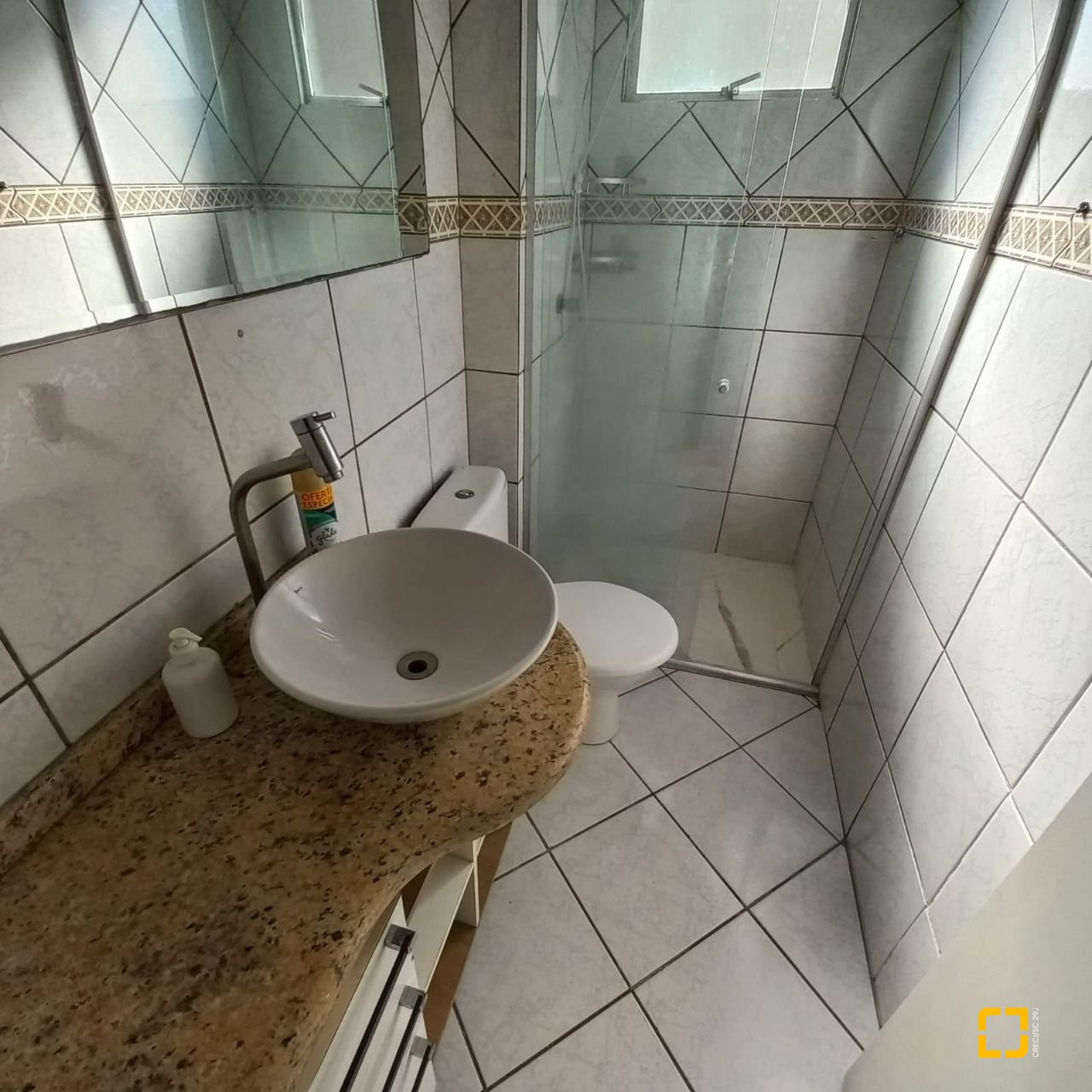 Apartamento com 55m², 2 quartos, 1 garagem, no bairro Areias em São José