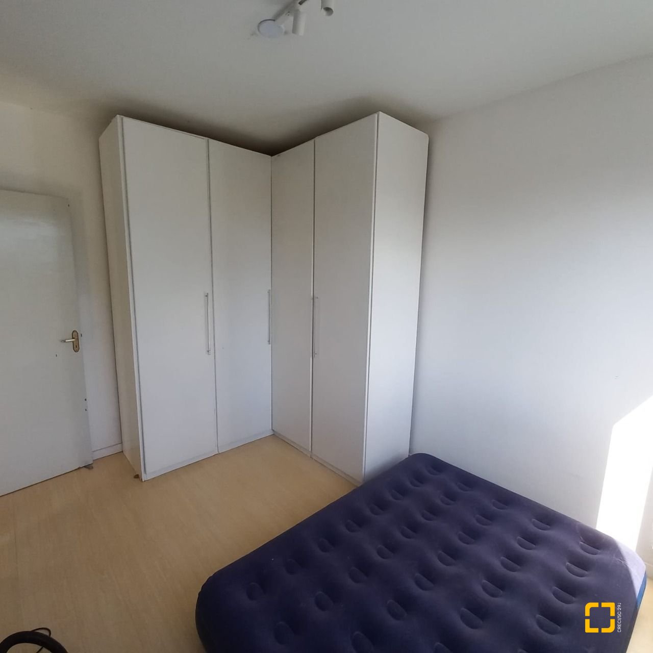 Apartamento com 55m², 2 quartos, 1 garagem, no bairro Areias em São José