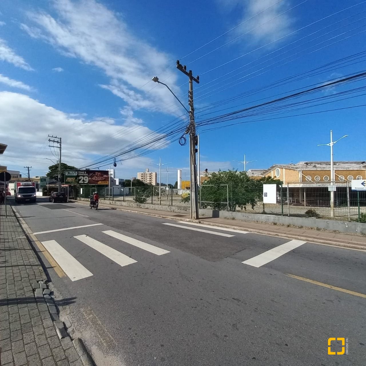 Apartamento com 55m², 2 quartos, 1 garagem, no bairro Areias em São José
