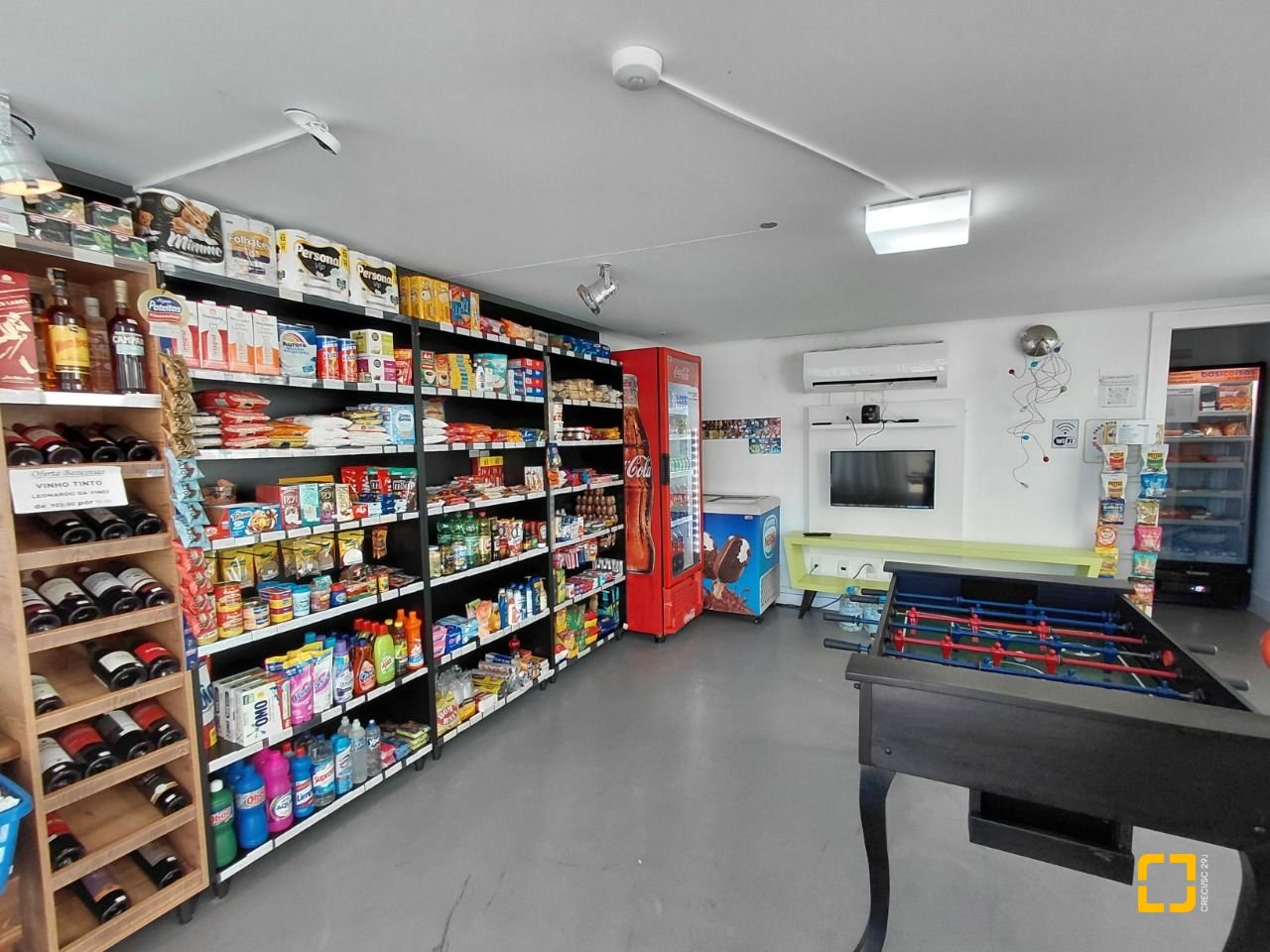Apartamento com 77m², 3 quartos (sendo 1 suíte), 2 garagens, no bairro Itacorubi em Florianópolis