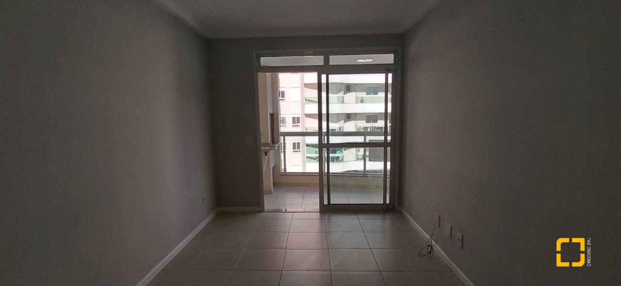 Apartamento com 77m², 3 quartos (sendo 1 suíte), 2 garagens, no bairro Itacorubi em Florianópolis