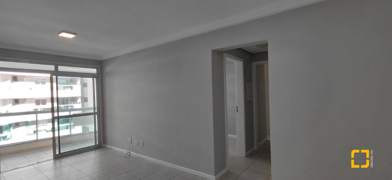Apartamento com 77m², 3 quartos (sendo 1 suíte), 2 garagens, no bairro Itacorubi em Florianópolis