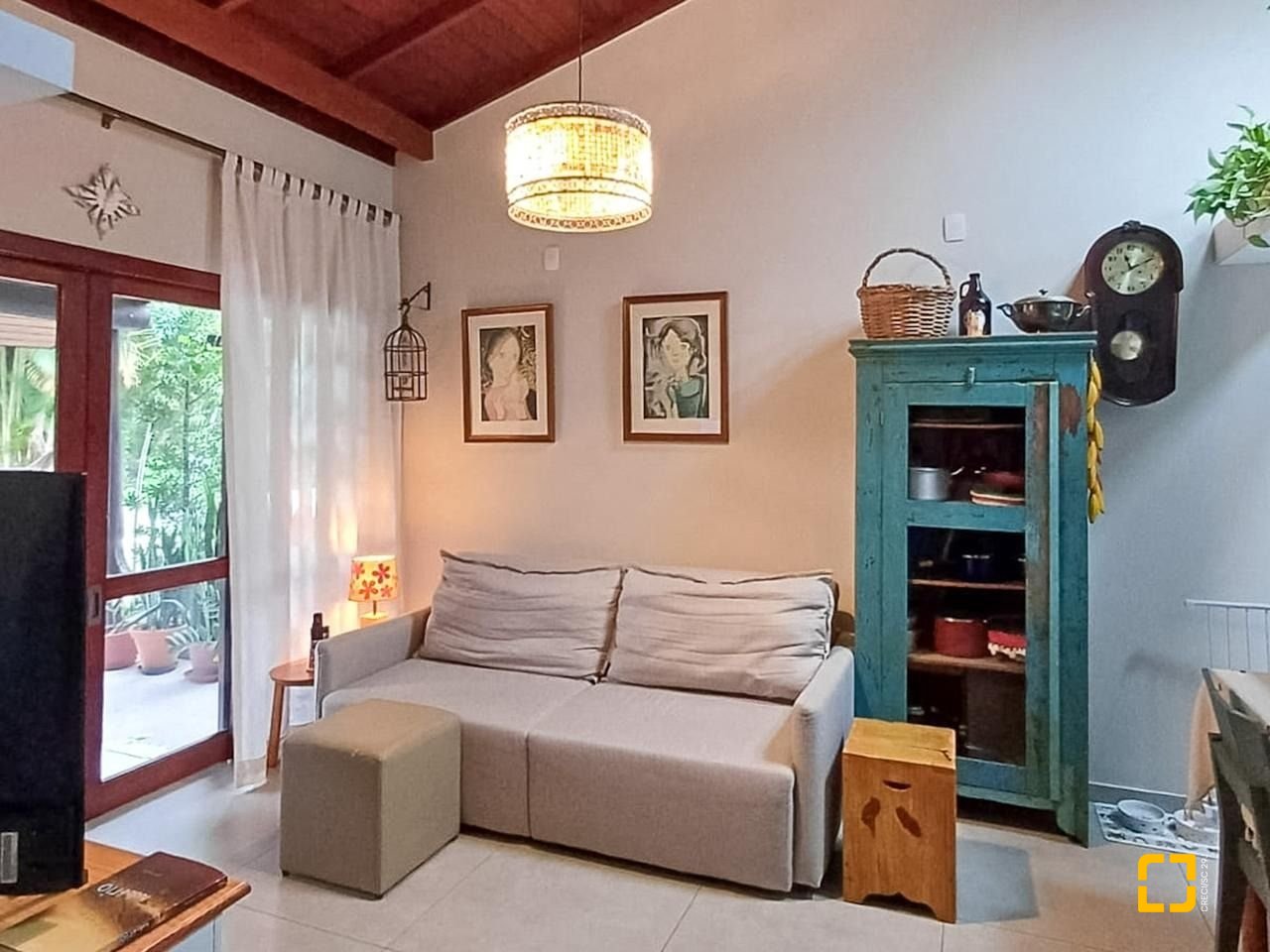 Casa de Condomínio com 73m², 2 quartos, 1 garagem, no bairro Lagoa da Conceição em Florianópolis