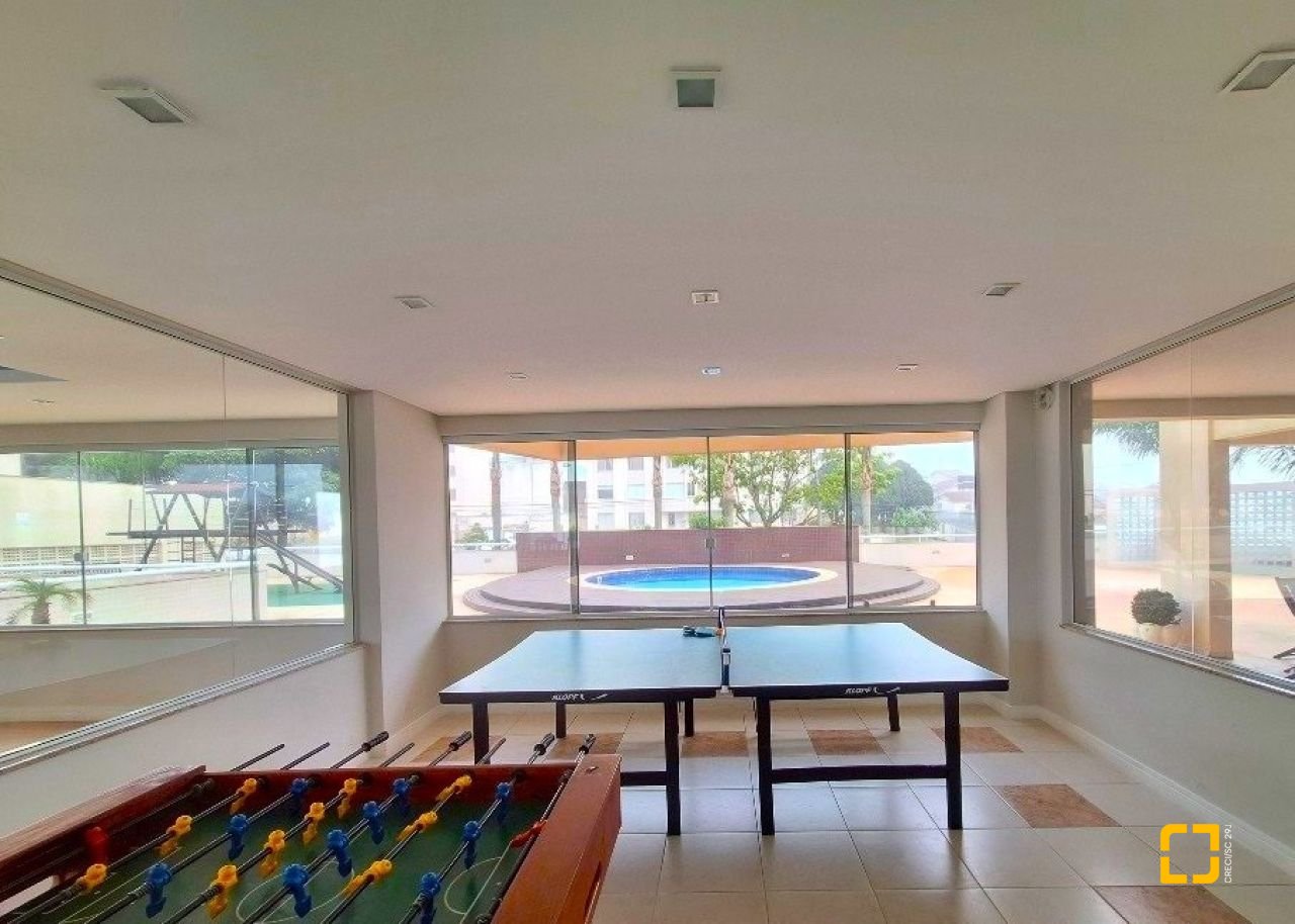 Cobertura com 116m², 3 quartos (sendo 1 suíte), 2 garagens, no bairro Capoeiras em Florianópolis