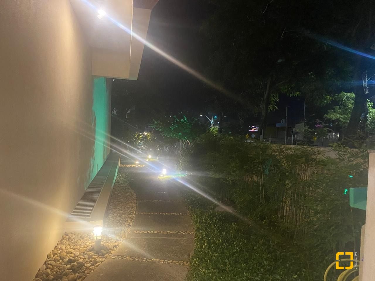 Cobertura com 116m², 3 quartos (sendo 1 suíte), 2 garagens, no bairro Capoeiras em Florianópolis
