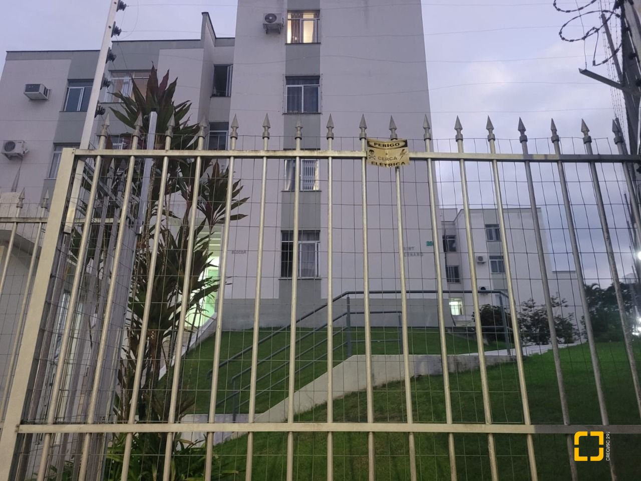 Apartamento com 57m², 2 quartos, 1 garagem, no bairro Carvoeira em Florianópolis