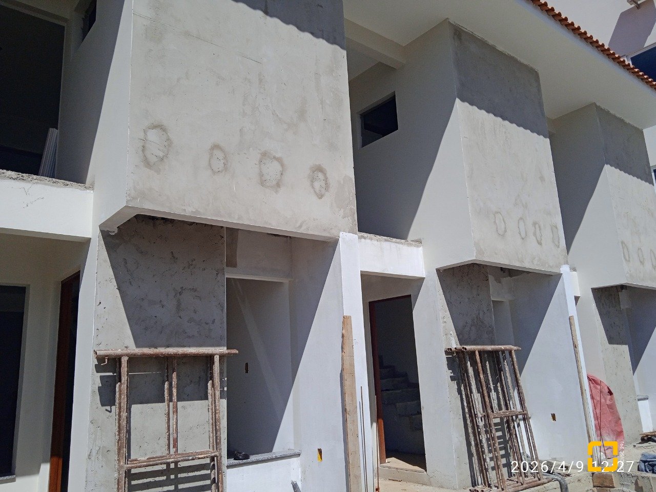 Casa com 72m², 2 quartos (sendo 2 suítes), 1 garagem, no bairro Areias em São José