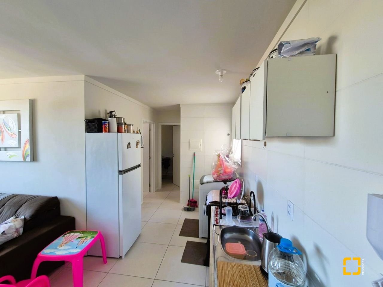 Apartamento com 48m², 2 quartos, 1 garagem, no bairro Sertão do Maruim em São José