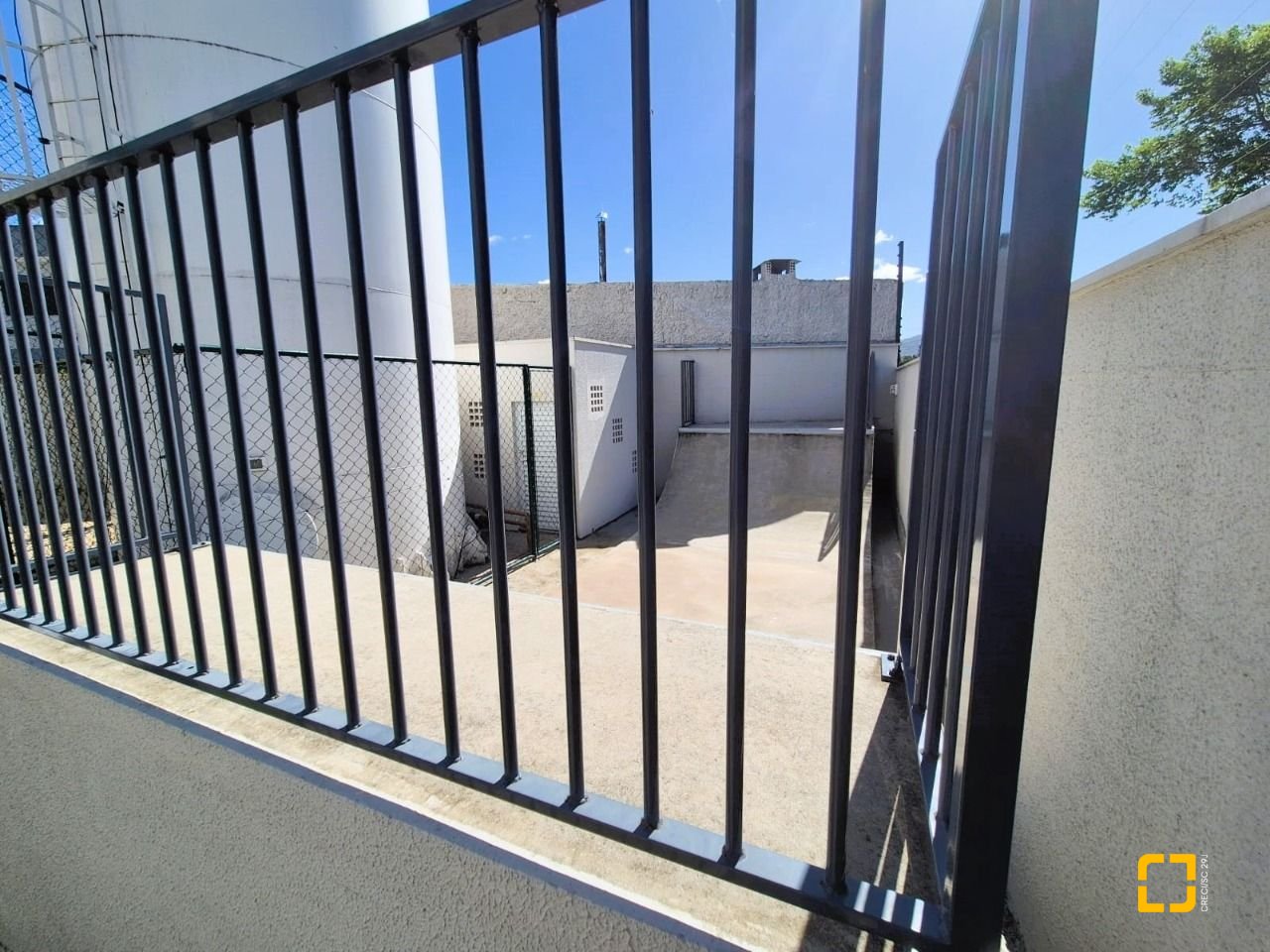 Apartamento com 48m², 2 quartos, 1 garagem, no bairro Sertão do Maruim em São José