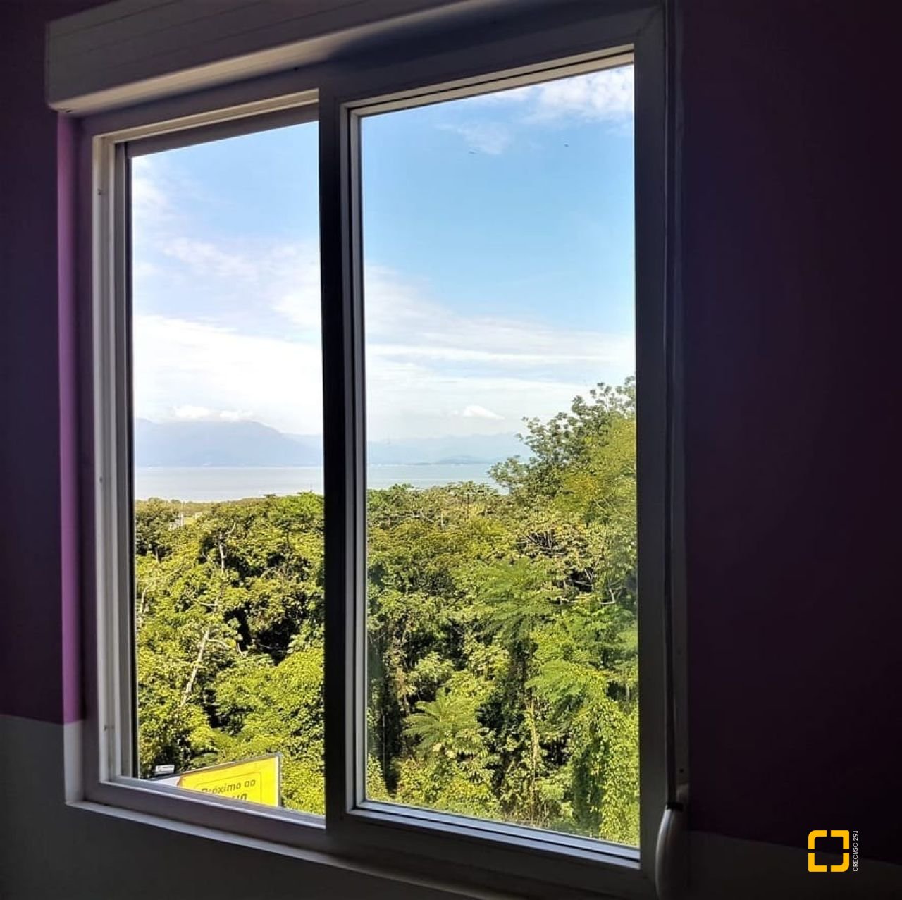 Cobertura com 150m², 3 quartos (sendo 1 suíte), 2 garagens, no bairro Pantanal em Florianópolis