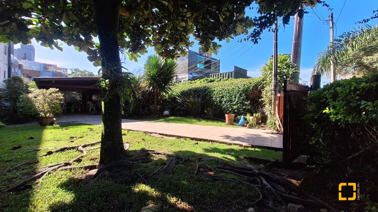 Terreno com 556m², no bairro Jurerê Internacional em Florianópolis