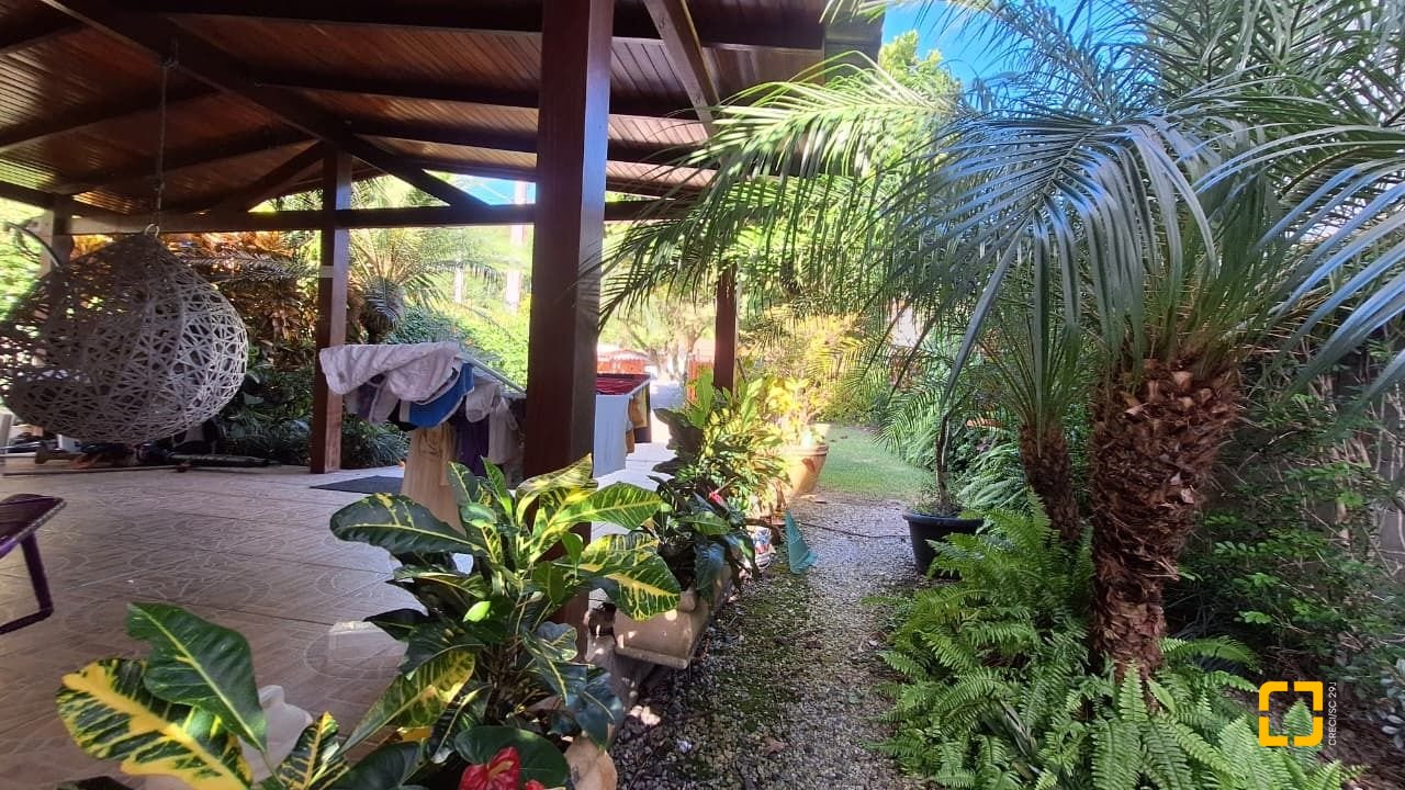 Terreno com 556m², no bairro Jurerê Internacional em Florianópolis
