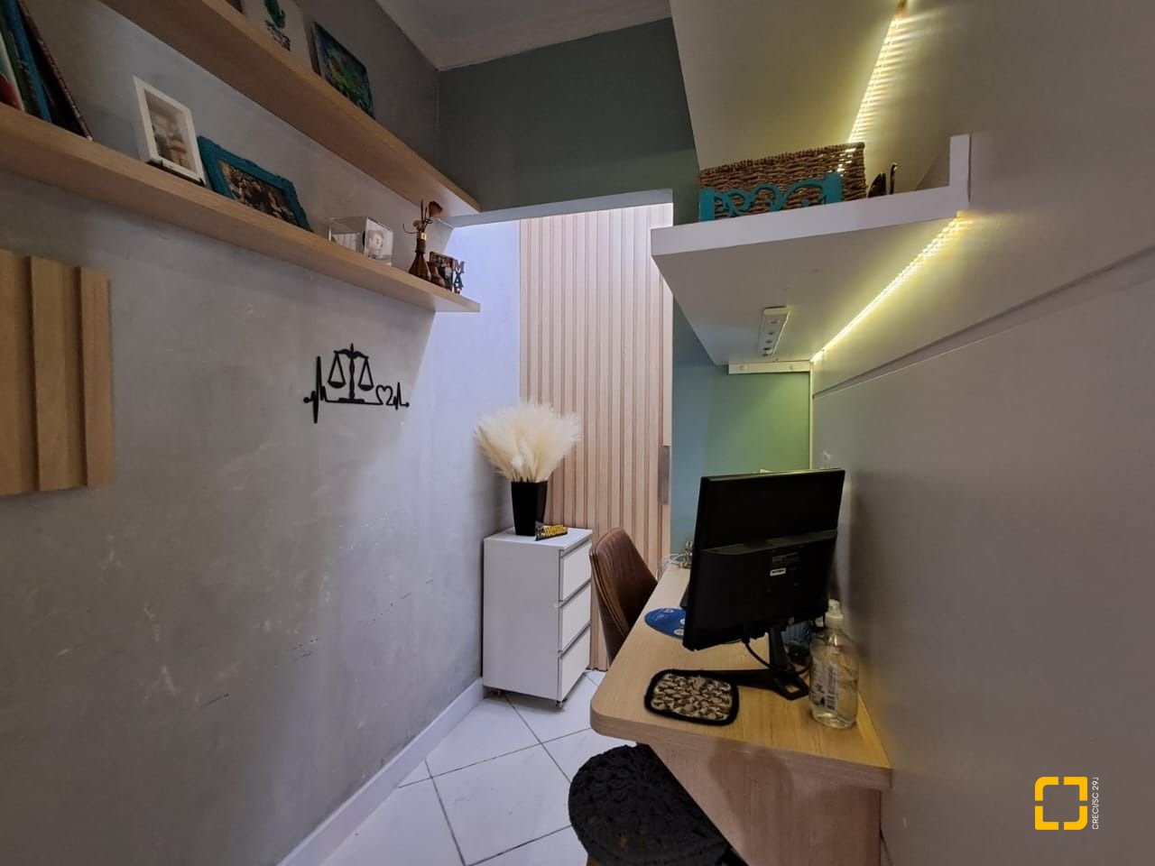 Apartamento com 99m², 5 quartos (sendo 2 suítes), 1 garagem, no bairro Ingleses em Florianópolis