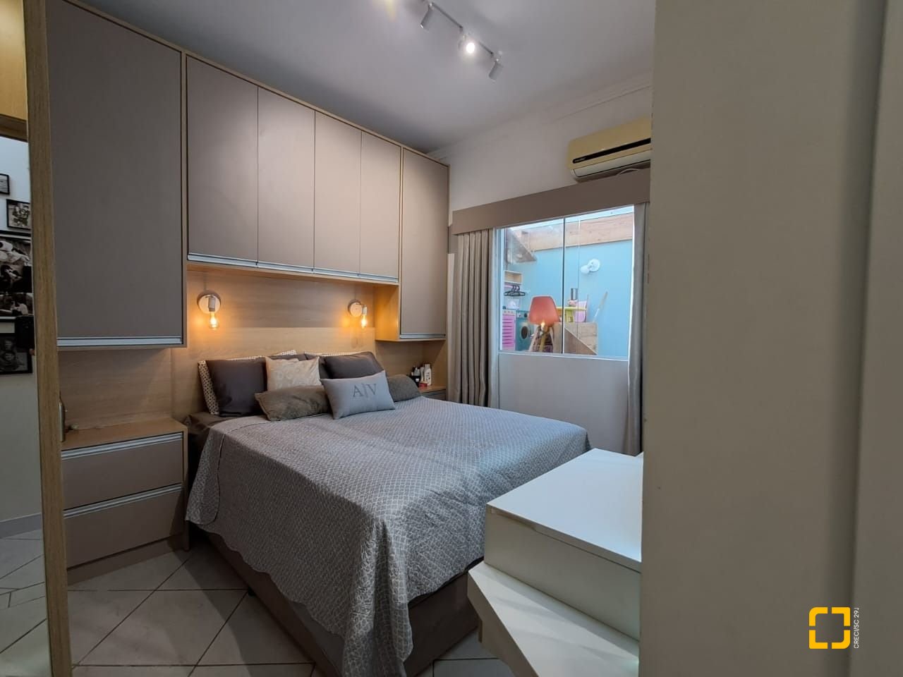 Apartamento com 99m², 5 quartos (sendo 2 suítes), 1 garagem, no bairro Ingleses em Florianópolis