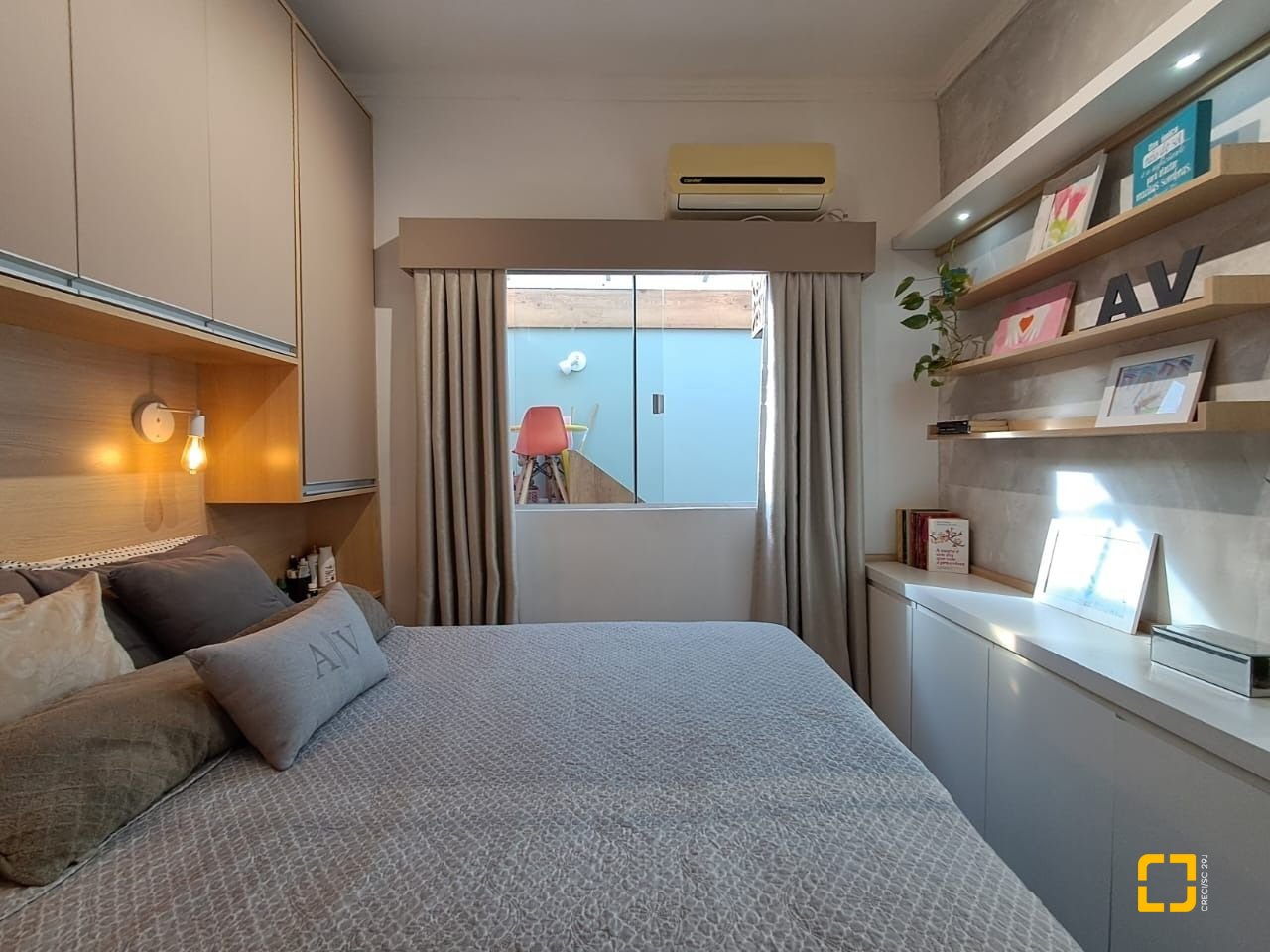 Apartamento com 99m², 5 quartos (sendo 2 suítes), 1 garagem, no bairro Ingleses em Florianópolis