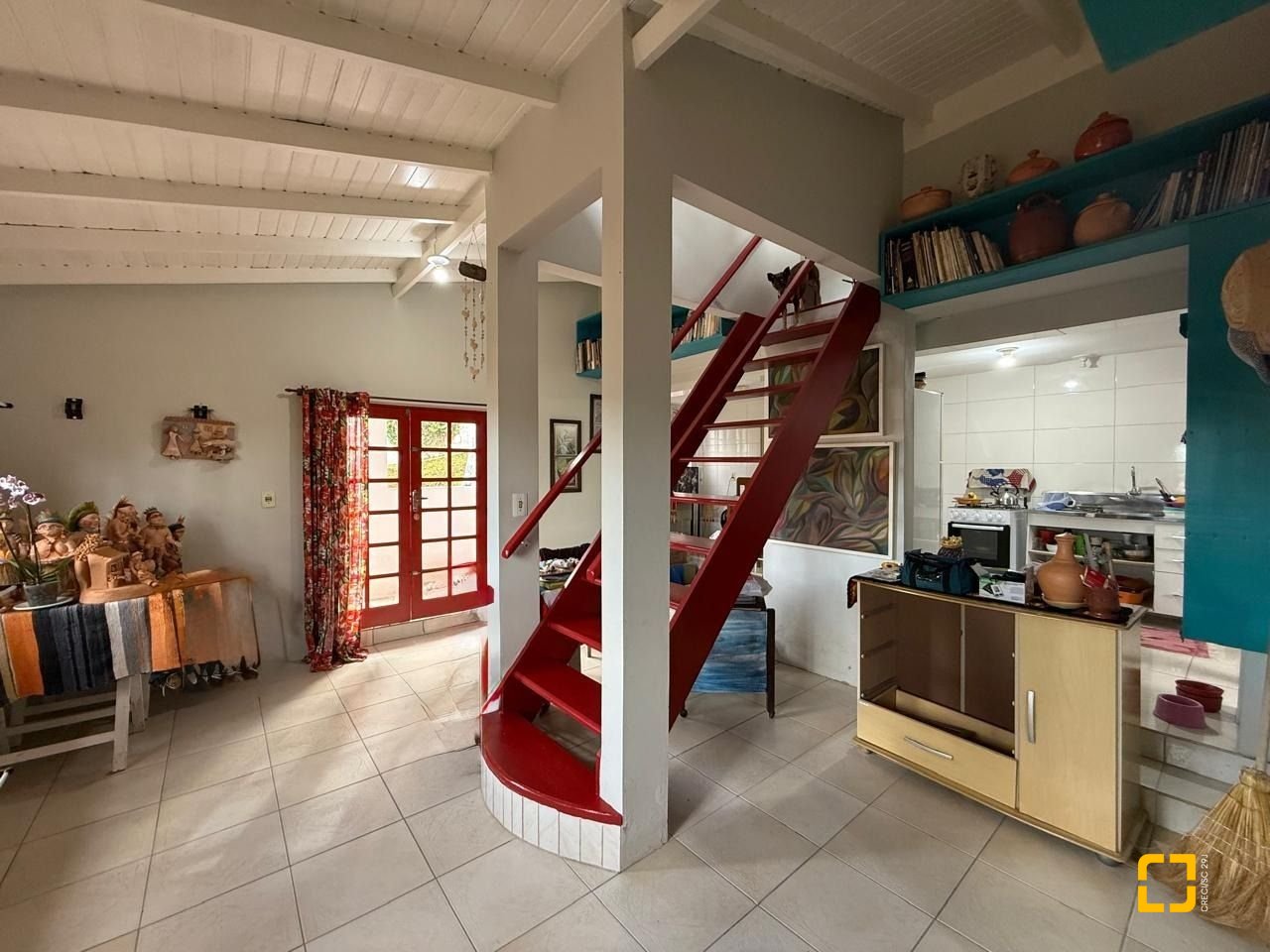 Casa com 154m², 2 quartos (sendo 1 suíte), 1 garagem, no bairro Ponta de Baixo em São José