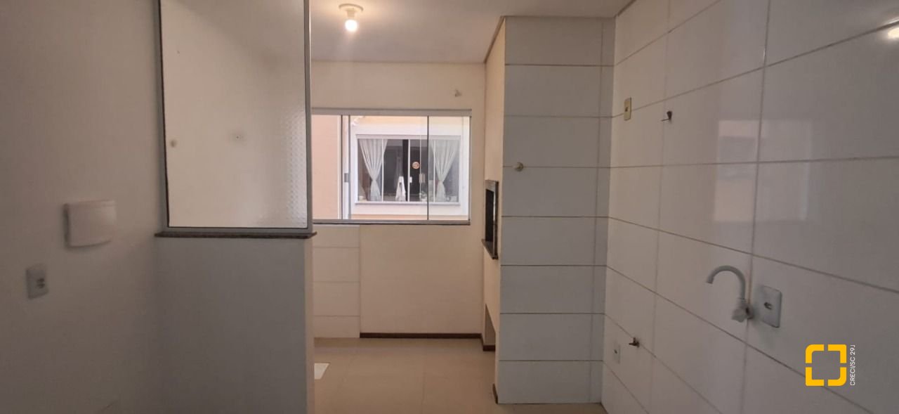 Apartamento com 63m², 3 quartos (sendo 1 suíte), 1 garagem, no bairro Ingleses em Florianópolis