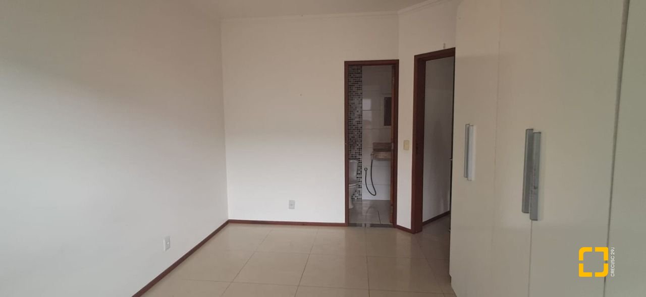 Apartamento com 63m², 3 quartos (sendo 1 suíte), 1 garagem, no bairro Ingleses em Florianópolis