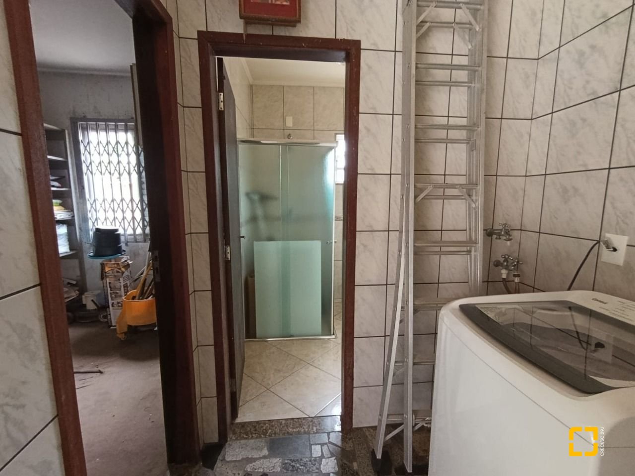 Casa com 139m², 4 quartos (sendo 1 suíte), 2 garagens, no bairro Jardim Atlântico em Florianópolis