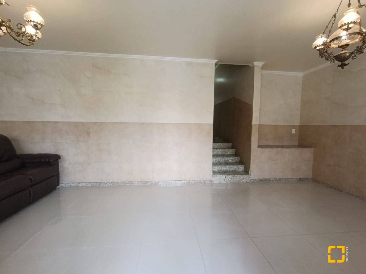 Casa com 139m², 4 quartos (sendo 1 suíte), 2 garagens, no bairro Jardim Atlântico em Florianópolis