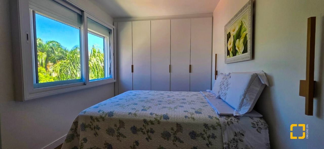 Apartamento com 107m², 4 quartos (sendo 1 suíte), 2 garagens, no bairro Jurerê em Florianópolis
