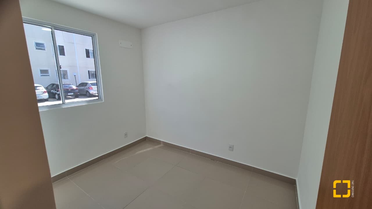 Apartamento com 47m², 2 quartos, 1 garagem, no bairro Sertão do Maruim em São José