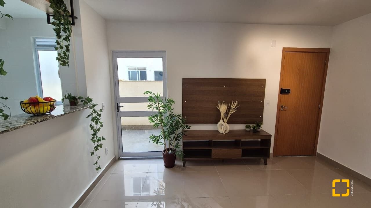 Apartamento com 47m², 2 quartos, 1 garagem, no bairro Sertão do Maruim em São José