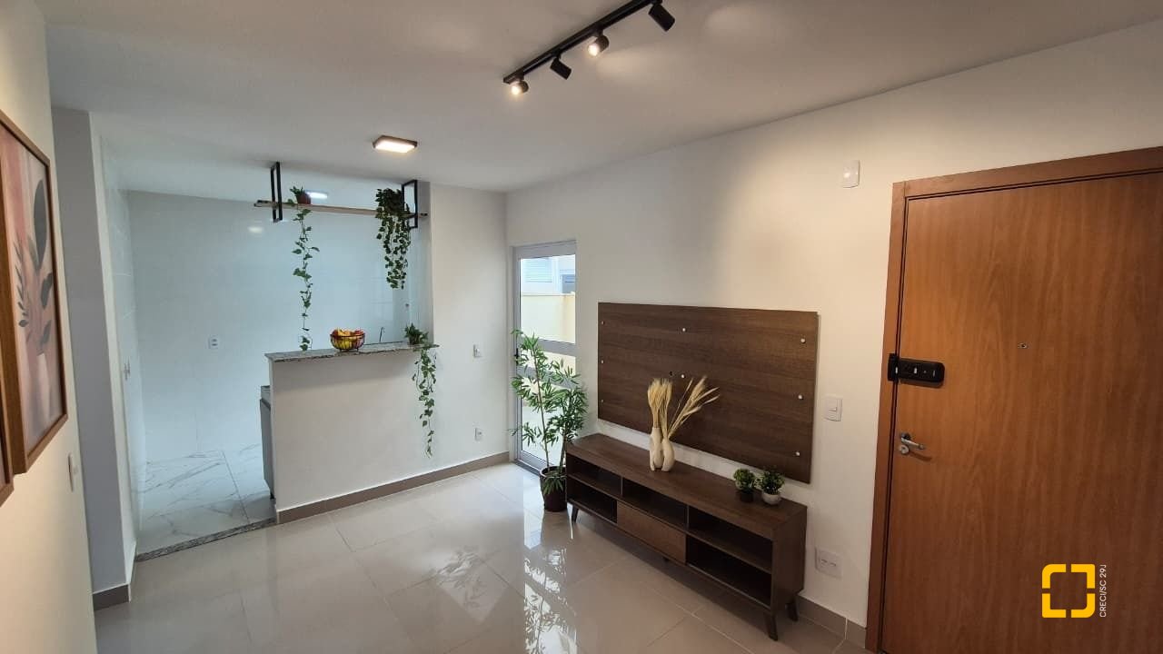 Apartamento com 47m², 2 quartos, 1 garagem, no bairro Sertão do Maruim em São José