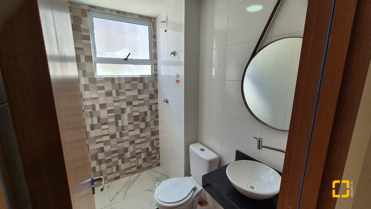 Apartamento com 47m², 2 quartos, 1 garagem, no bairro Sertão do Maruim em São José