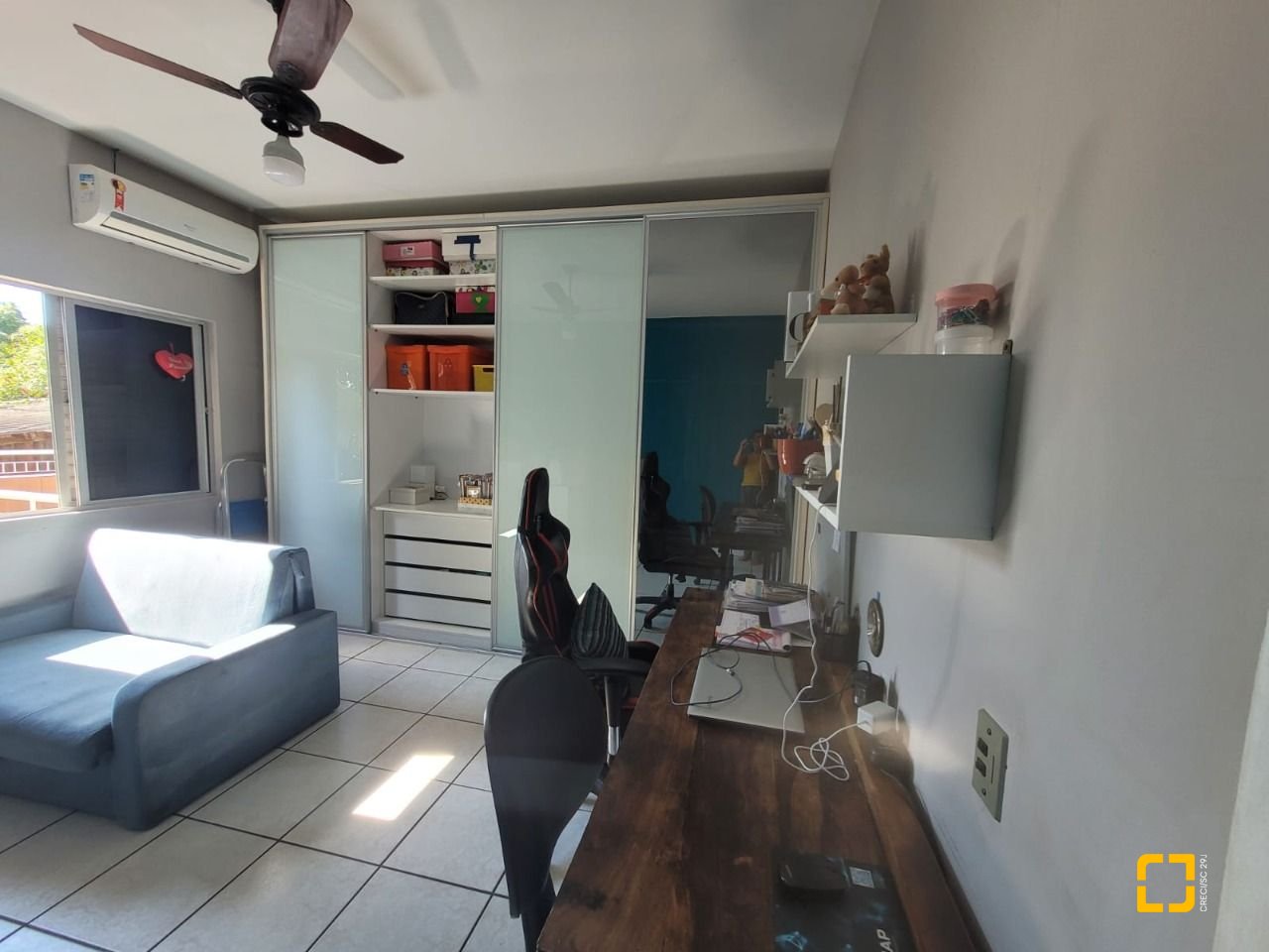 Terreno com 555m², no bairro Coqueiros em Florianópolis