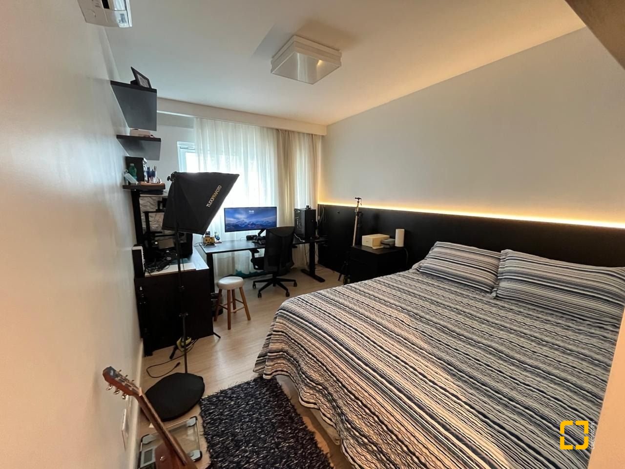Apartamento com 280m², 4 quartos (sendo 4 suítes), 4 garagens, no bairro Canasvieiras em Florianópolis