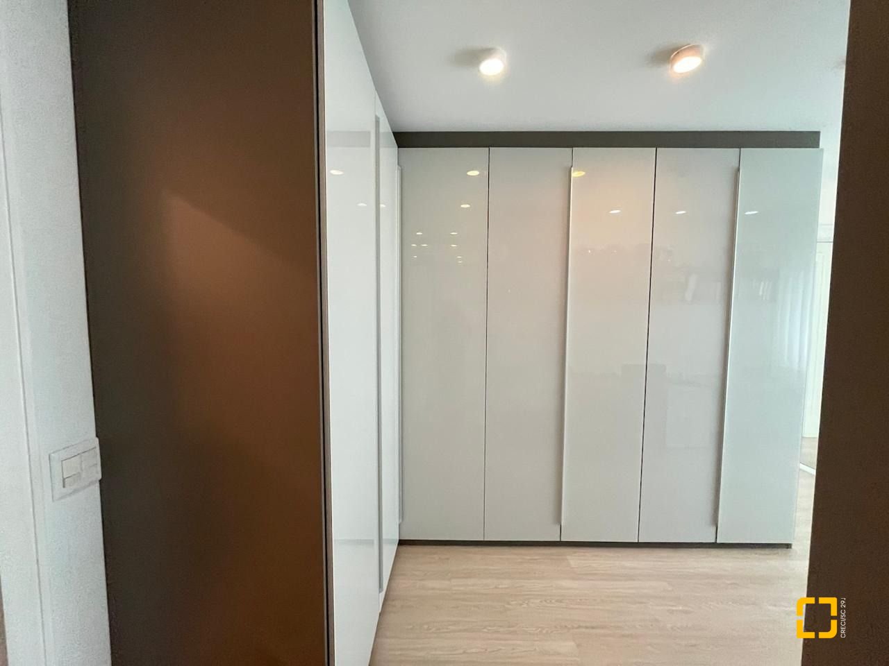 Apartamento com 280m², 4 quartos (sendo 4 suítes), 4 garagens, no bairro Canasvieiras em Florianópolis