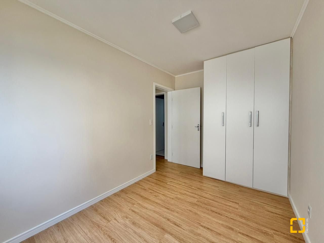 Apartamento com 58m², 2 quartos, 1 garagem, no bairro Balneário em Florianópolis