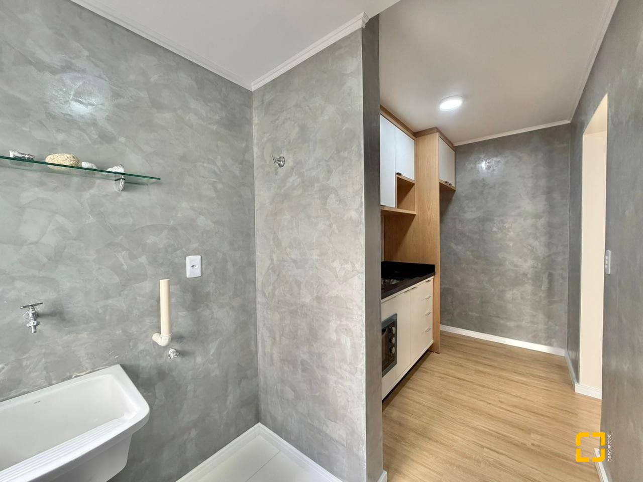 Apartamento com 58m², 2 quartos, 1 garagem, no bairro Balneário em Florianópolis