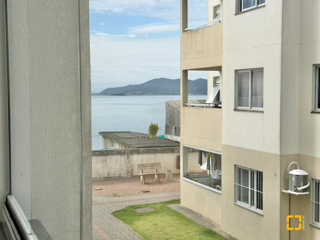 Apartamento com 58m², 2 quartos, 1 garagem, no bairro Balneário em Florianópolis