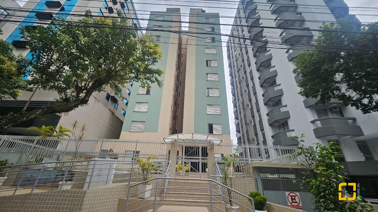 Apartamento com 62m², 2 quartos, no bairro Centro em Florianópolis