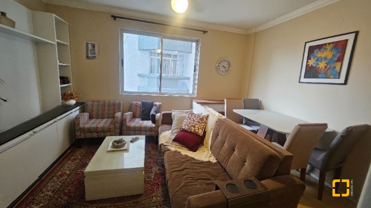 Apartamento com 62m², 2 quartos, no bairro Centro em Florianópolis