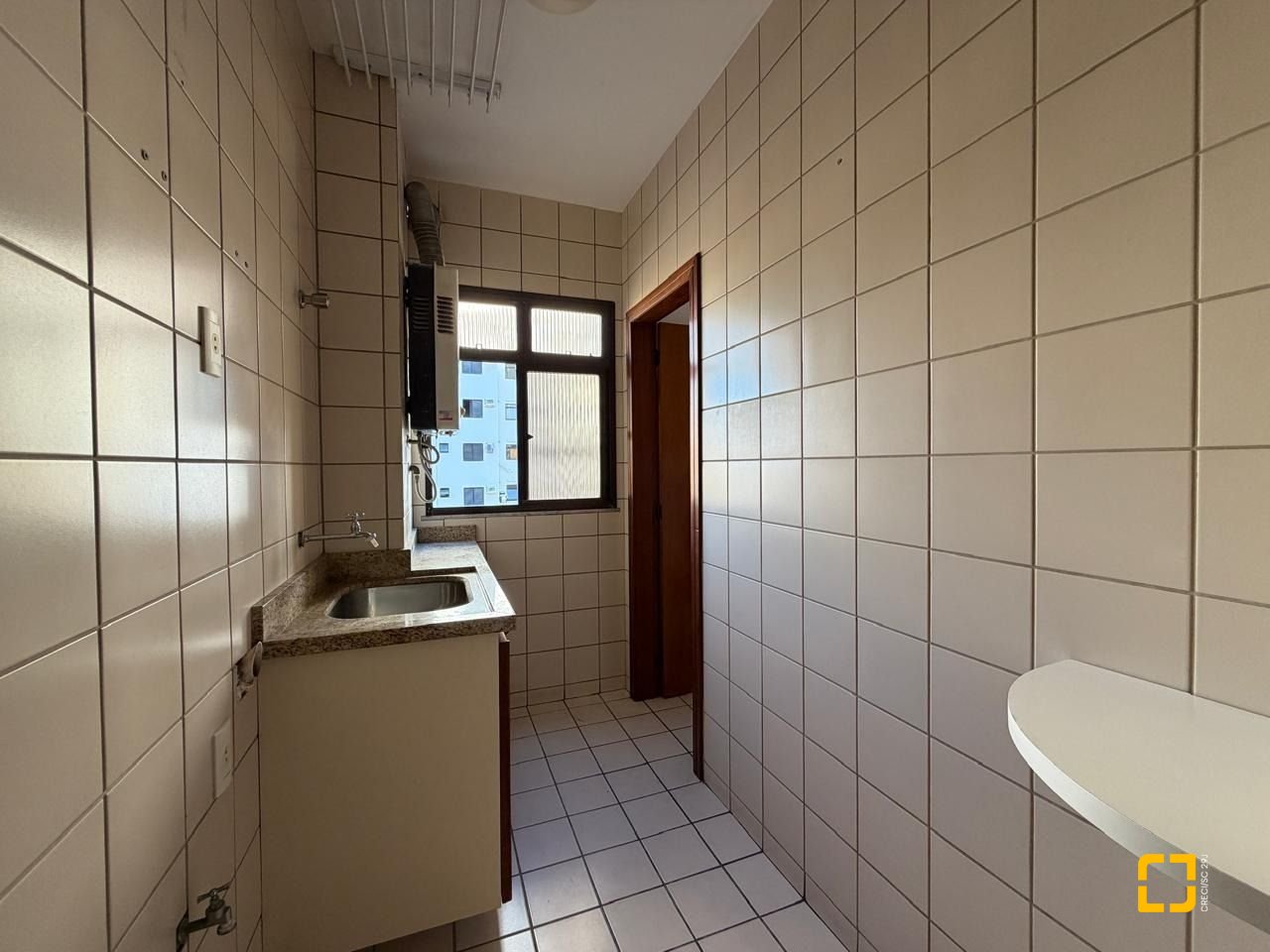 Apartamento com 81m², 2 quartos, 1 garagem, no bairro Centro em Florianópolis